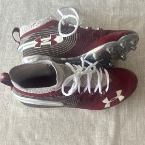 Under Armour Burgundy and White Cleats Sz 8.5